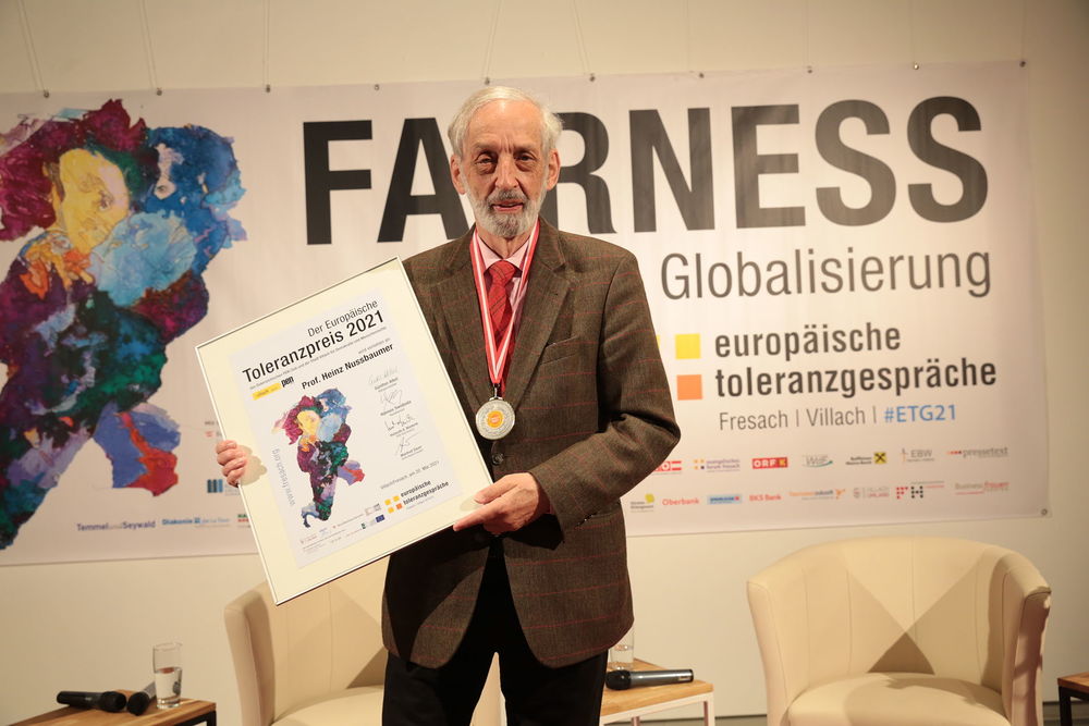 Heinz Nu?baumer Toleranzpreistr?ger 2021 / Fotodienst / Mike Kampitsch Der Autor, Journalist und Herausgeber Prof. Heinz Nu?baumer wurde am Donnerstag abend in Fresach (K?rnten) mit dem Europ?ischen Toleranzpreis f?r Demokratie und Menschenrechte der Stadt Villach und des ?sterreichischen PEN-Club ausgezeichnet.
