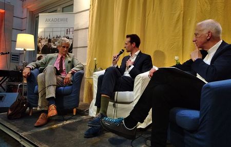'Lange Nacht der Kirchen 2024' im Wiener Figlhaus mit Europarechtler Toggenburg und Caritas-Europa-Präsident Landau
