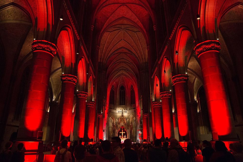 Linzer Mariendom bei der 'Langen Nacht der Kirchen' / Diözese Linz / Mesic
