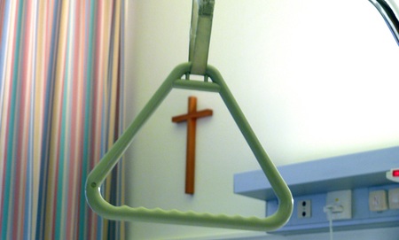 Kreuz im Krankenzimmer