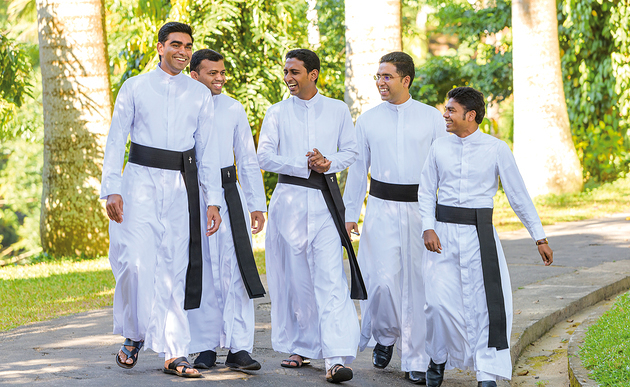 Priesterseminaristen in Sri Lanka / Peter Gode