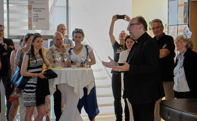 Bischof Glettler bei Medienfest der Diözese Innsbruck / Walter Hoelbling