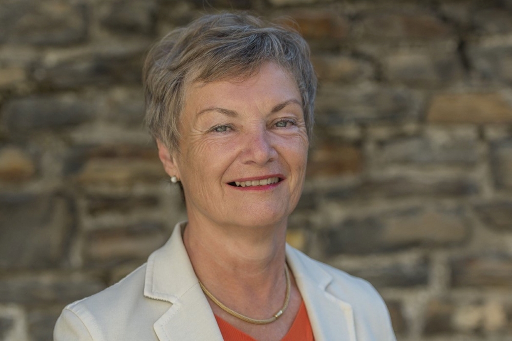 Porträt der Vorsitzenden der Katholischen Frauenbewegung Österreich