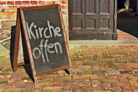 Kirche offen / ArTo - Fotolia