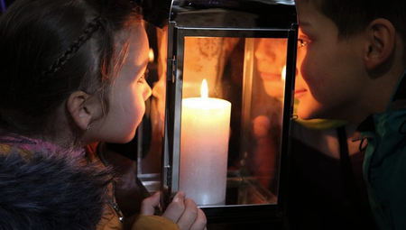 Friedenslicht leuchtet auch in Slowakei, Tschechien und Polen
