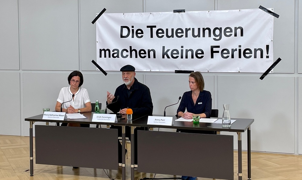 Pressekonferenz in Wien: Die Teuerung macht keine Ferien / Kathpress/ Till Schönwälder