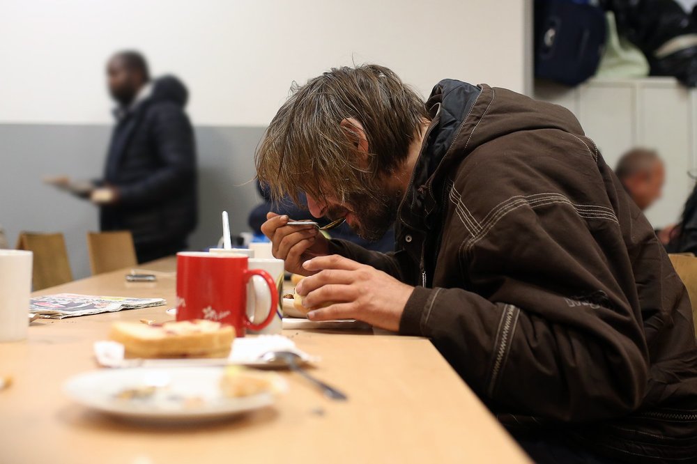 www.facebook.com/caritas.wirhelfen