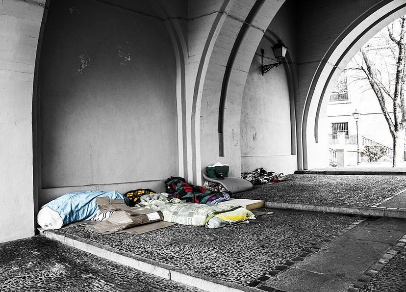 Schlafquartier eines Obdachlosen / pixabay / gemeinfrei Schlafquartier eines Obdachlosen