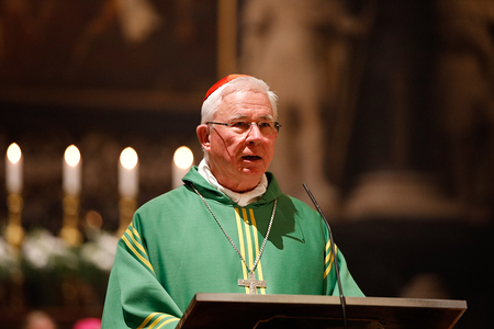 Lackner: Orientierungslosigkeit in Gesellschaft und Kirche überwinden