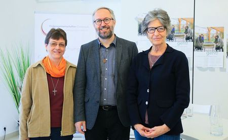 Sr. Hemma Jaschke, P. Franz Helm, Cecily Corti (v.l.) / (c)magdalena_schauer